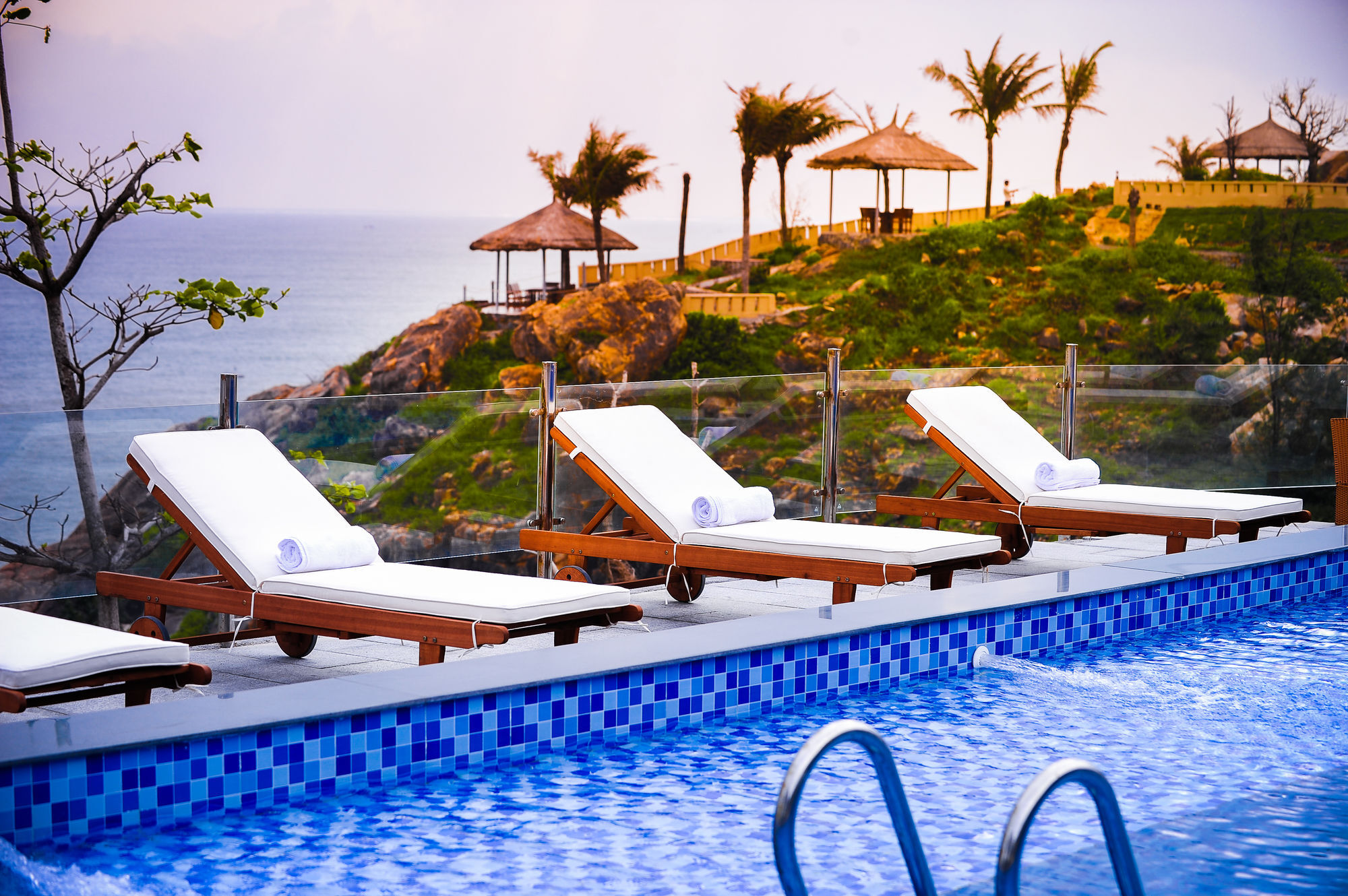 Aurora Villas And Resort Quy Nhon Εξωτερικό φωτογραφία